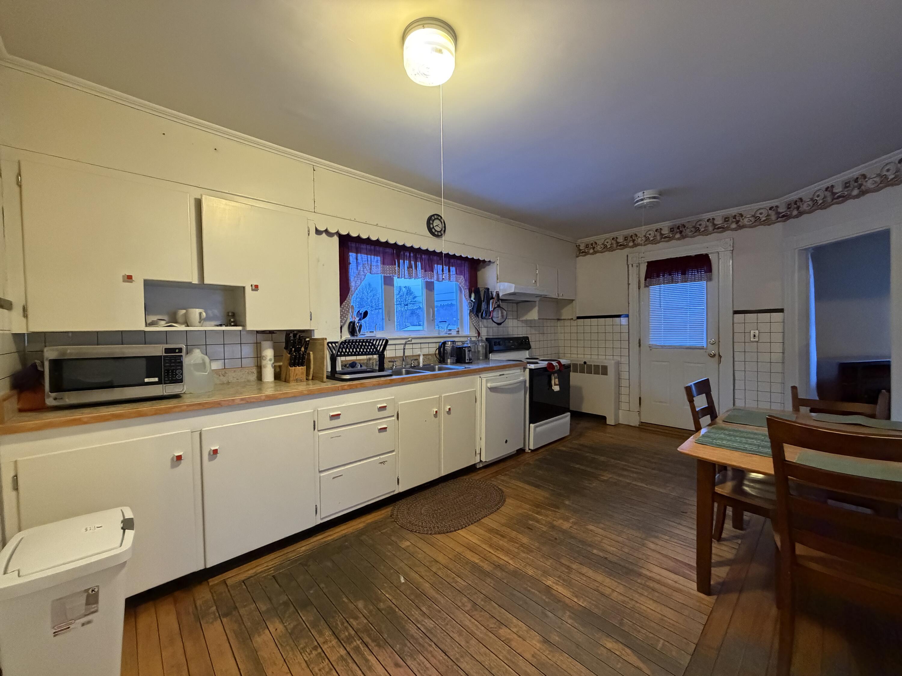 27 School Street Guilford, ME 04443 - Photo 5 of 58 IMG_0167