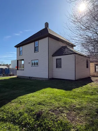 $165,000 | 27 School Street, Guilford, ME 04443