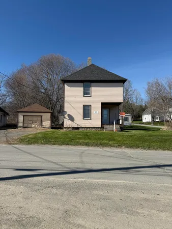$165,000 | 27 School Street, Guilford, ME 04443