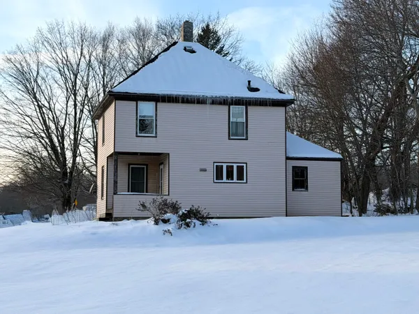 $165,000 | 27 School Street, Guilford, ME 04443