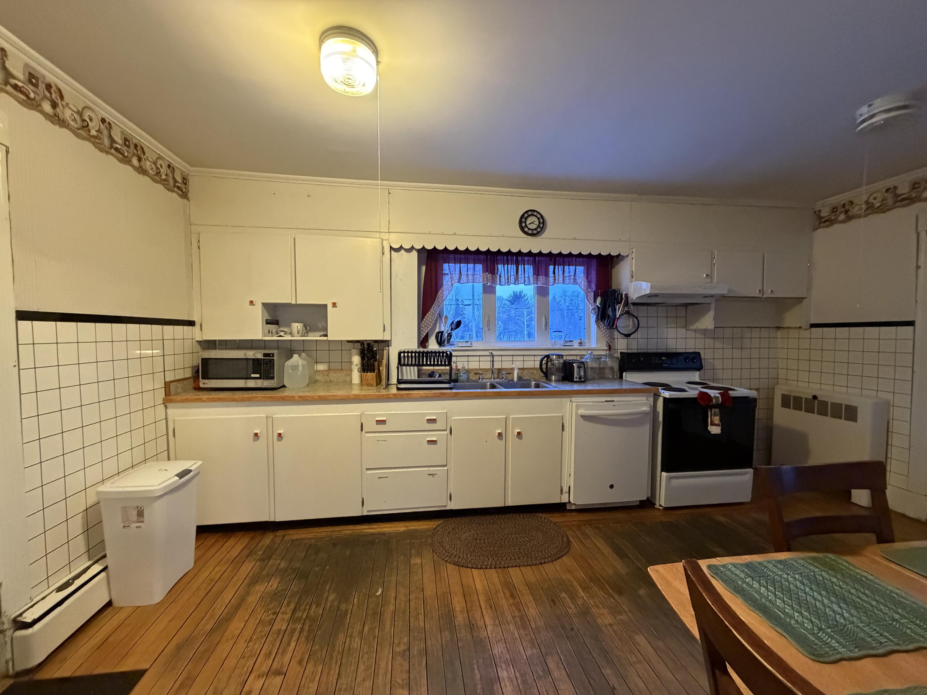 27 School Street Guilford, ME 04443 - Photo 6 of 58 IMG_0169