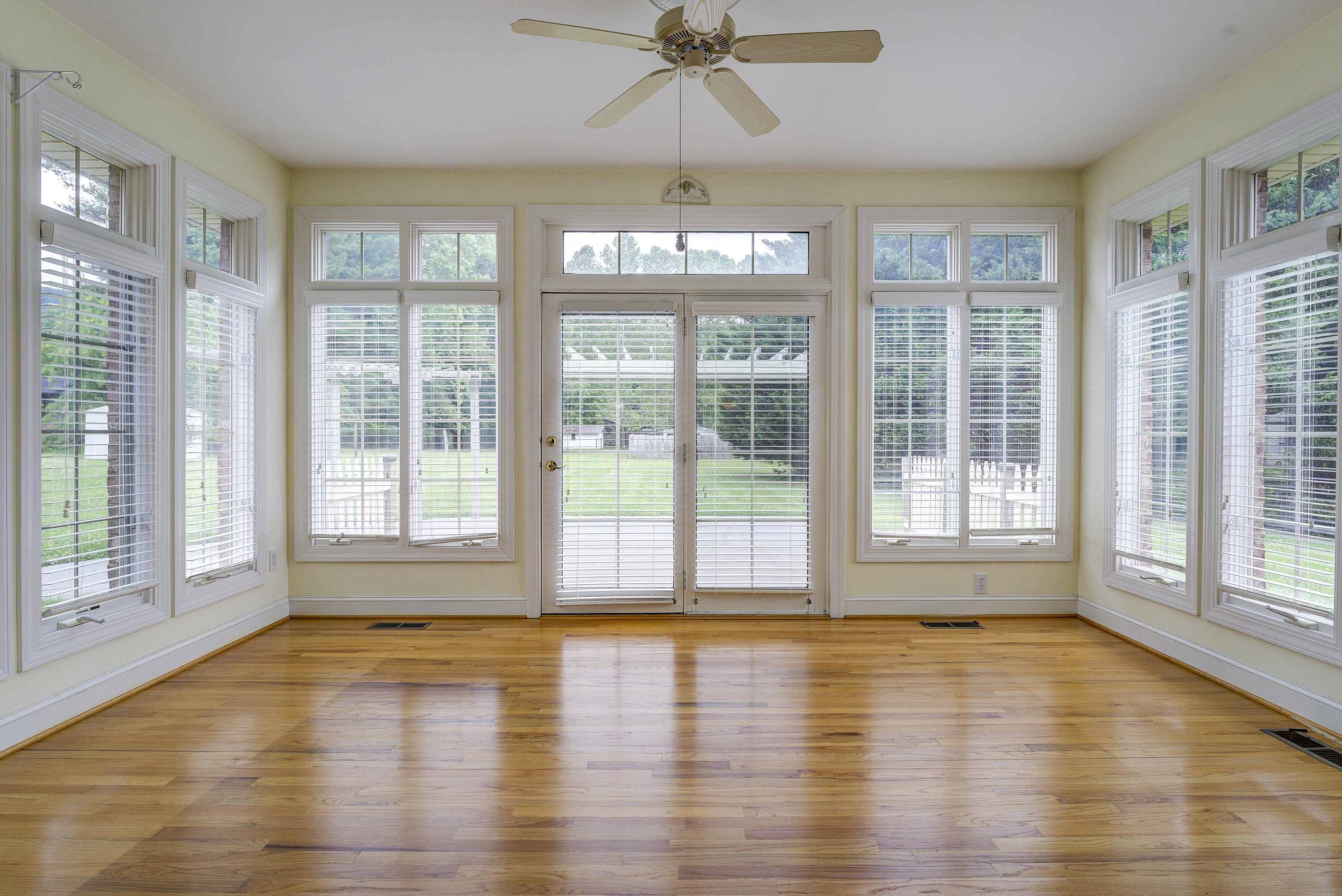 824 9th Street Erwin, TN 37650 - Photo 21 of 57 Ninth-35
