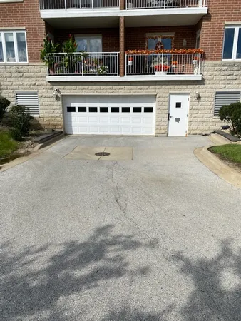 $319,900 | 16001 South 88th Avenue, Unit 202, Orland Park, IL 60462