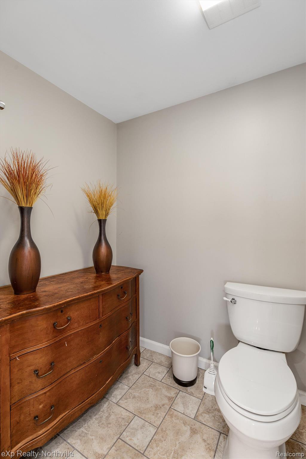 24301 Merriman Road New Boston, MI 48164 - Photo 23 of 38 Gallery Image 23