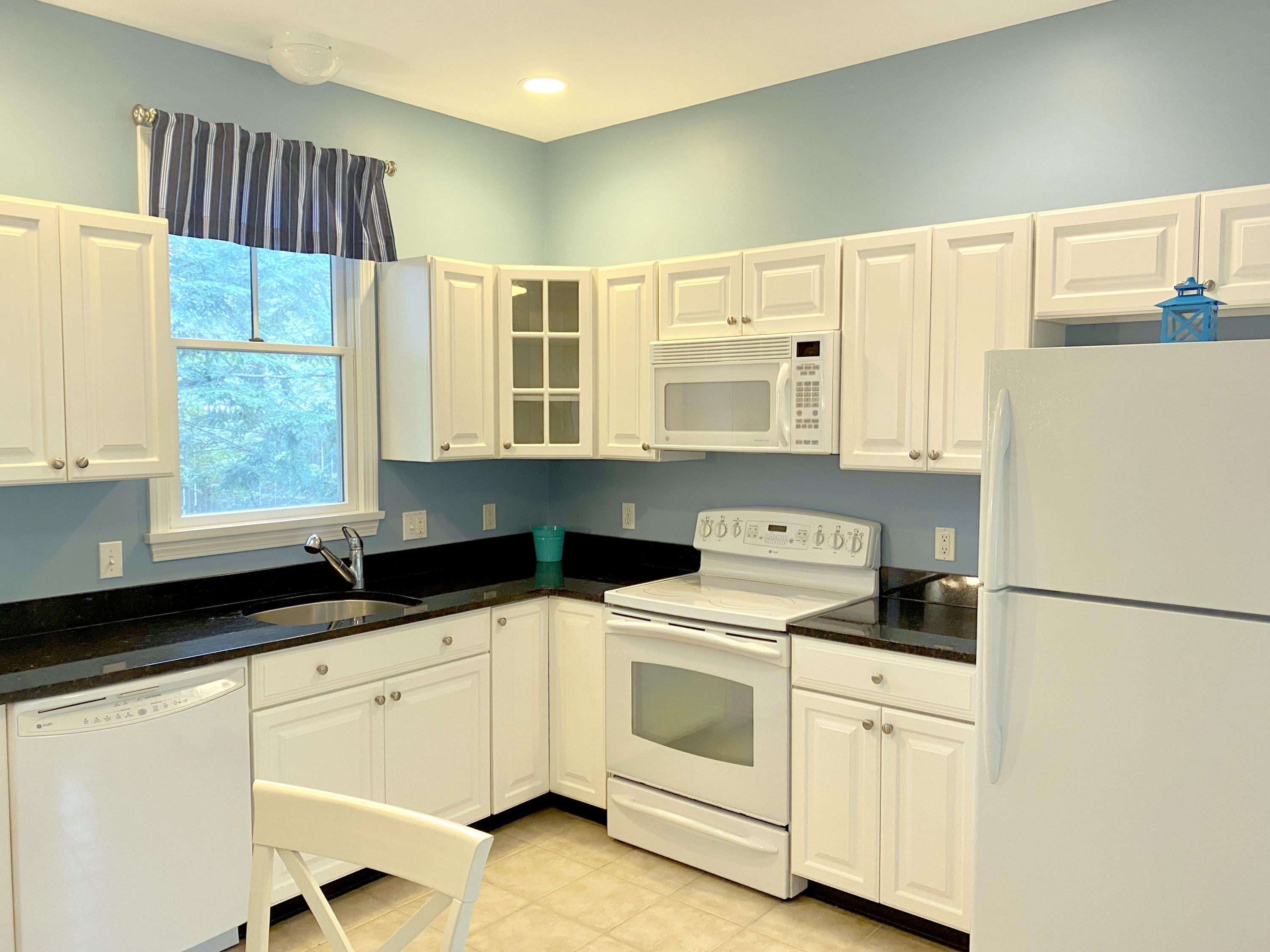 454 Post Road, Unit 489 Wells, ME 04090 - Photo 5 of 16 IMG-4729