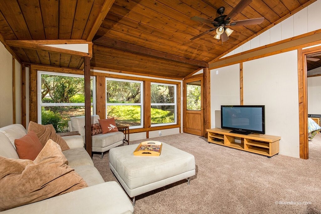 9043 Harmony Grove Road Escondido, CA 92029 - Photo 19 of 25 Gallery Image 19
