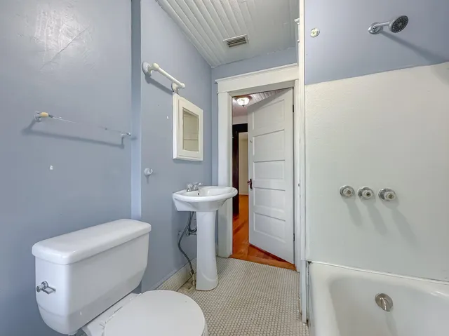 $380,000 | 128 North Bronough Street, Tallahassee, FL 32301