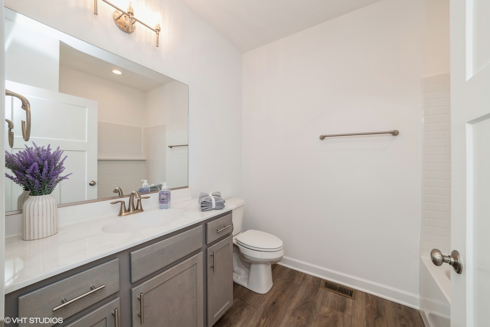 330 Masters Drive Addison, IL 60101 - Photo 13 of 17