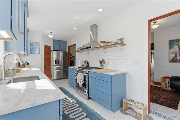 $352,000 | 121 North Lawn Avenue, Kansas City, MO 64123