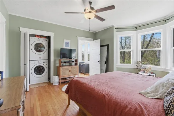 $352,000 | 121 North Lawn Avenue, Kansas City, MO 64123