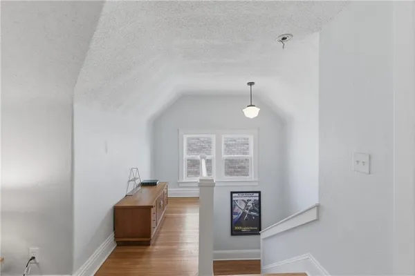 $352,000 | 121 North Lawn Avenue, Kansas City, MO 64123
