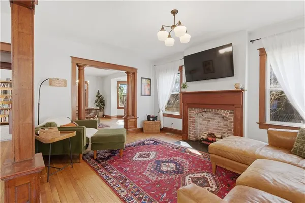 $352,000 | 121 North Lawn Avenue, Kansas City, MO 64123