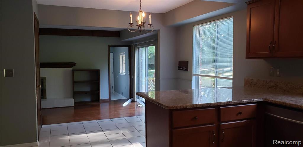 2960 Acorn Road Bloomfield Hills, MI 48302 - Photo 13 of 36