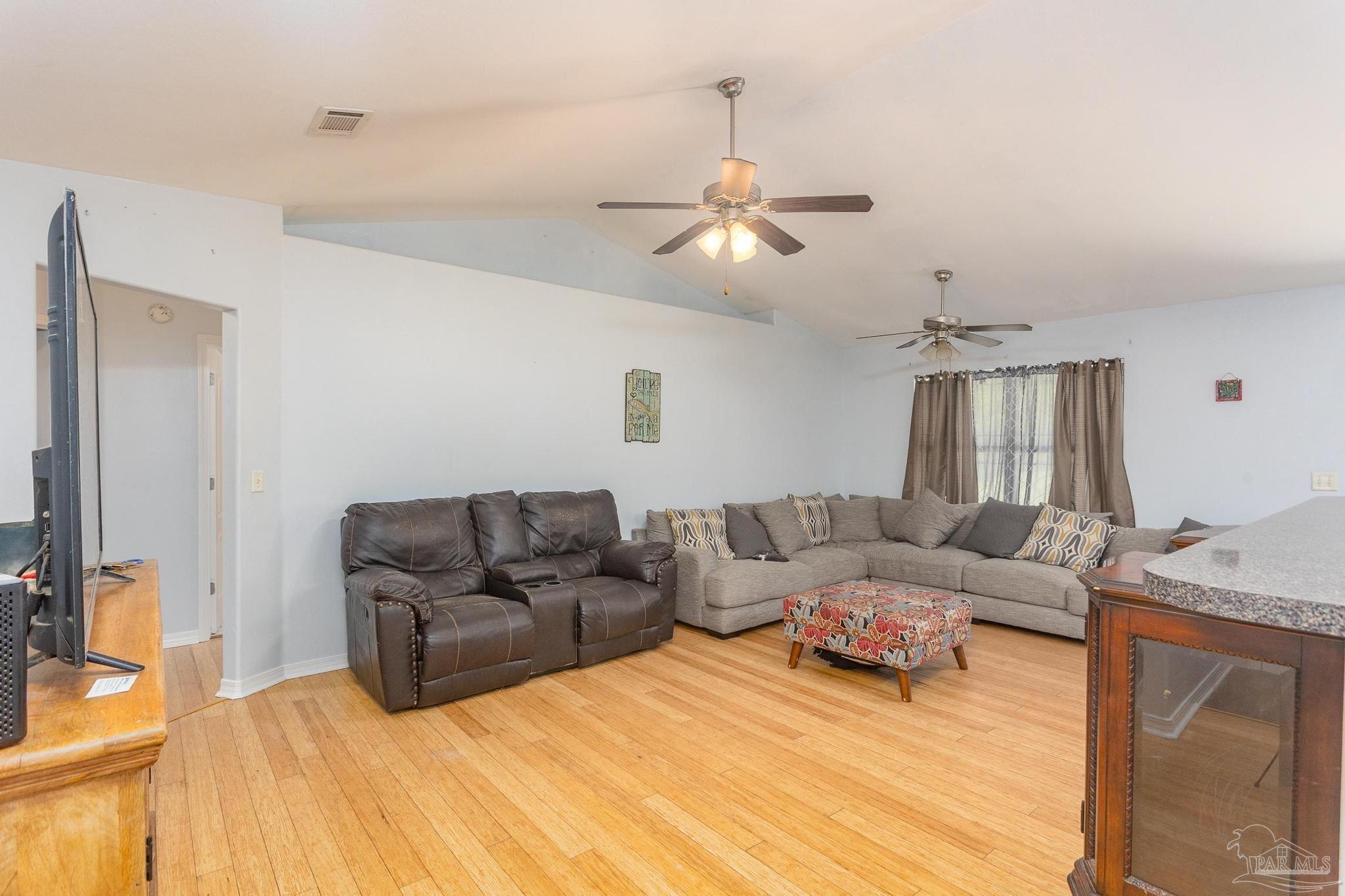 6819 Old W Lane Milton, FL 32570 - Photo 7 of 33