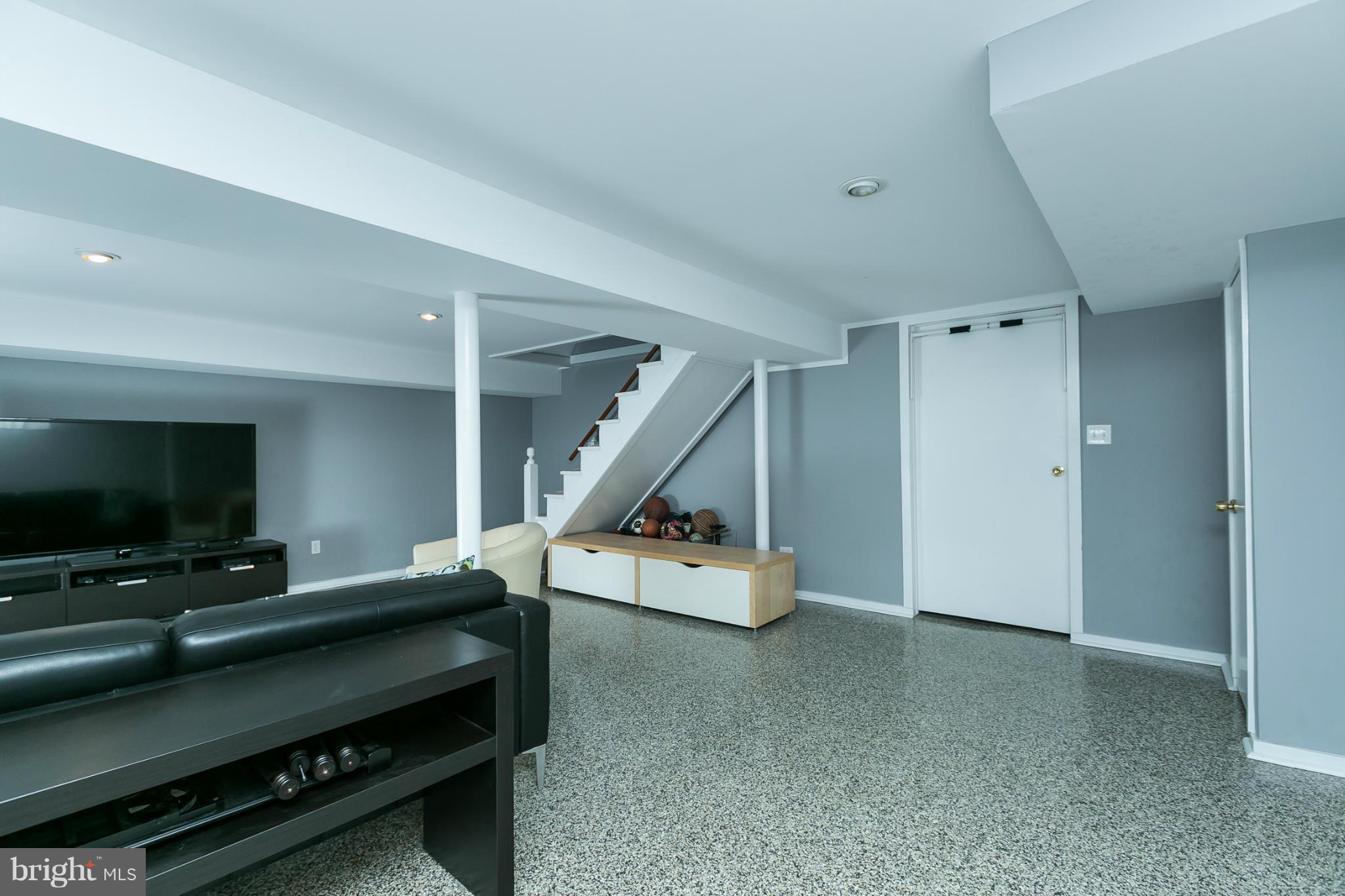 704 Overbrook Road Baltimore, MD 21212 - Photo 22 of 30 Basement
