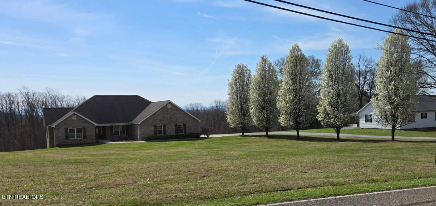 6742 Ridgeview Road Knoxville, TN 37918 - Photo 2 of 27 Front Spring