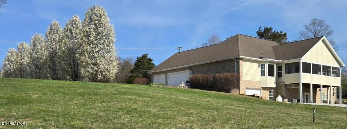 6742 Ridgeview Road Knoxville, TN 37918 - Photo 4 of 27 Ridgeview Spring Backyard