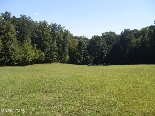 $975,000 | 6742 Ridgeview Road, Knoxville, TN 37918