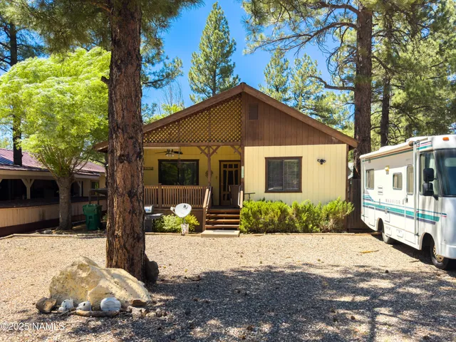 $438,000 | 17180 Iron Springs Road, Munds Park, AZ 86017