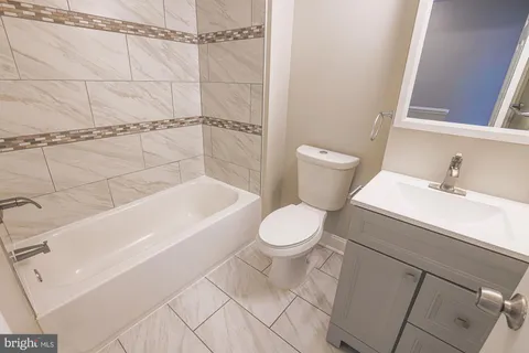 $325,000 | 5 South Curley Street, Baltimore, MD 21224