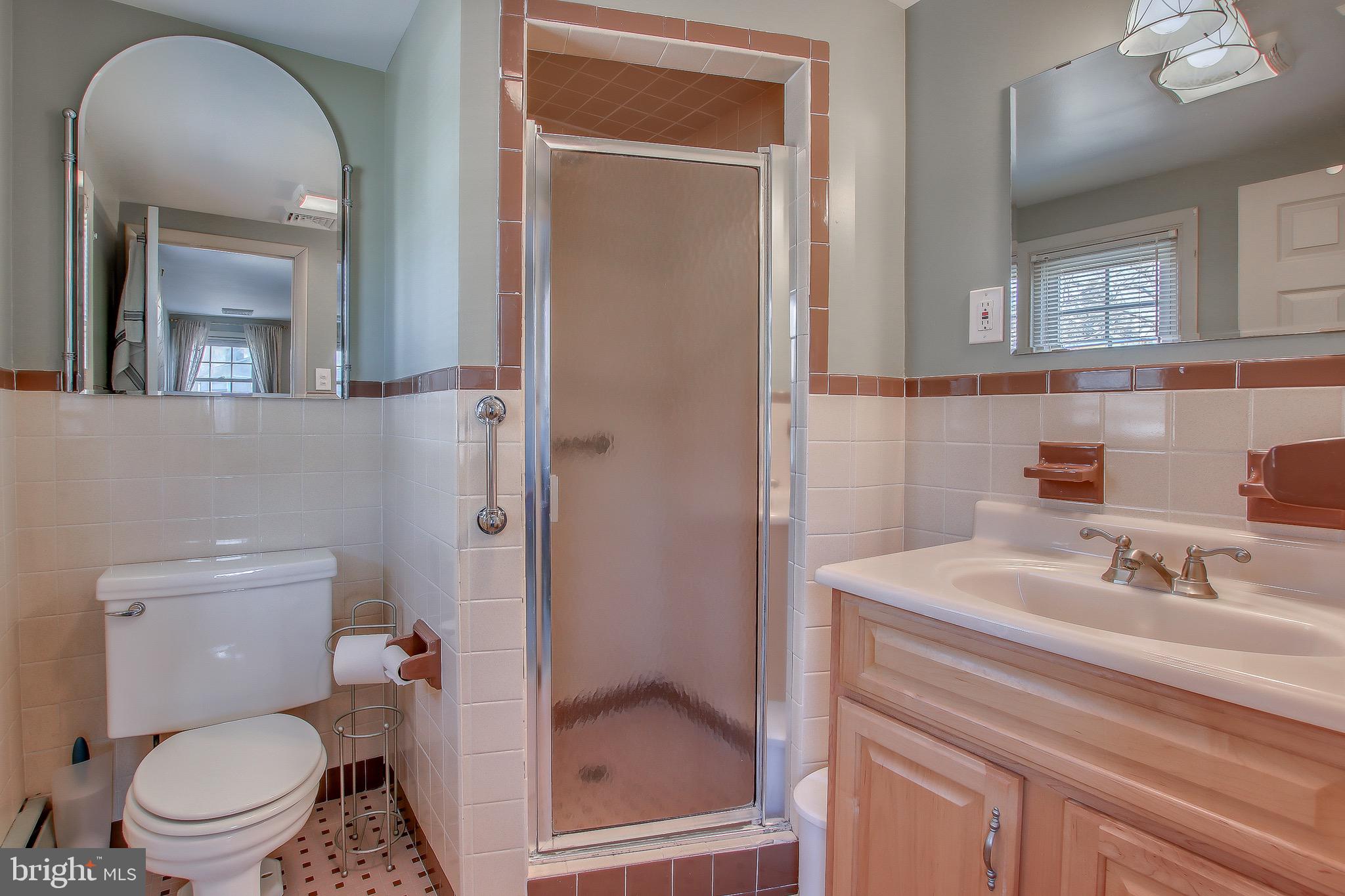 313 Evergreen Road Horsham, PA 19044 - Photo 22 of 55 Master bathroom