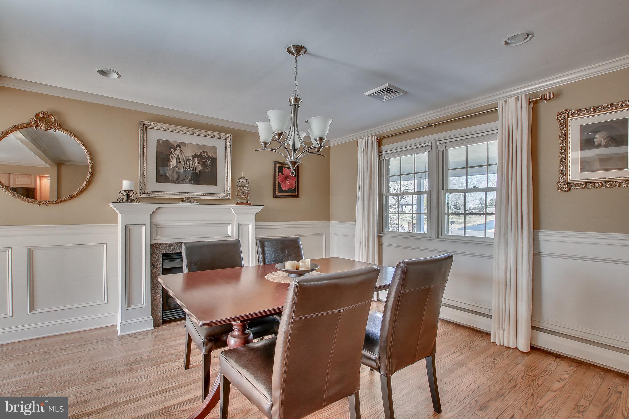 313 Evergreen Road Horsham, PA 19044 - Photo 7 of 55 Dining area with propane fireplace