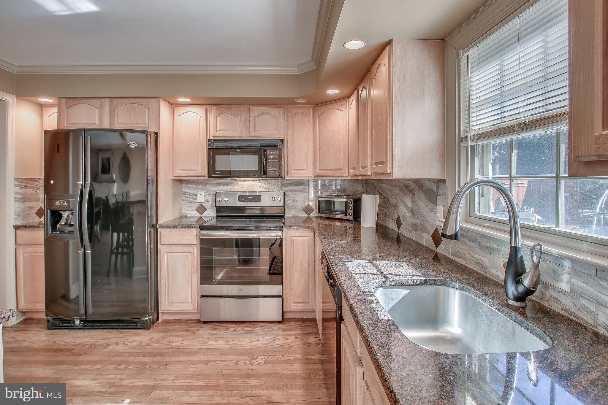 313 Evergreen Road Horsham, PA 19044 - Photo 10 of 55