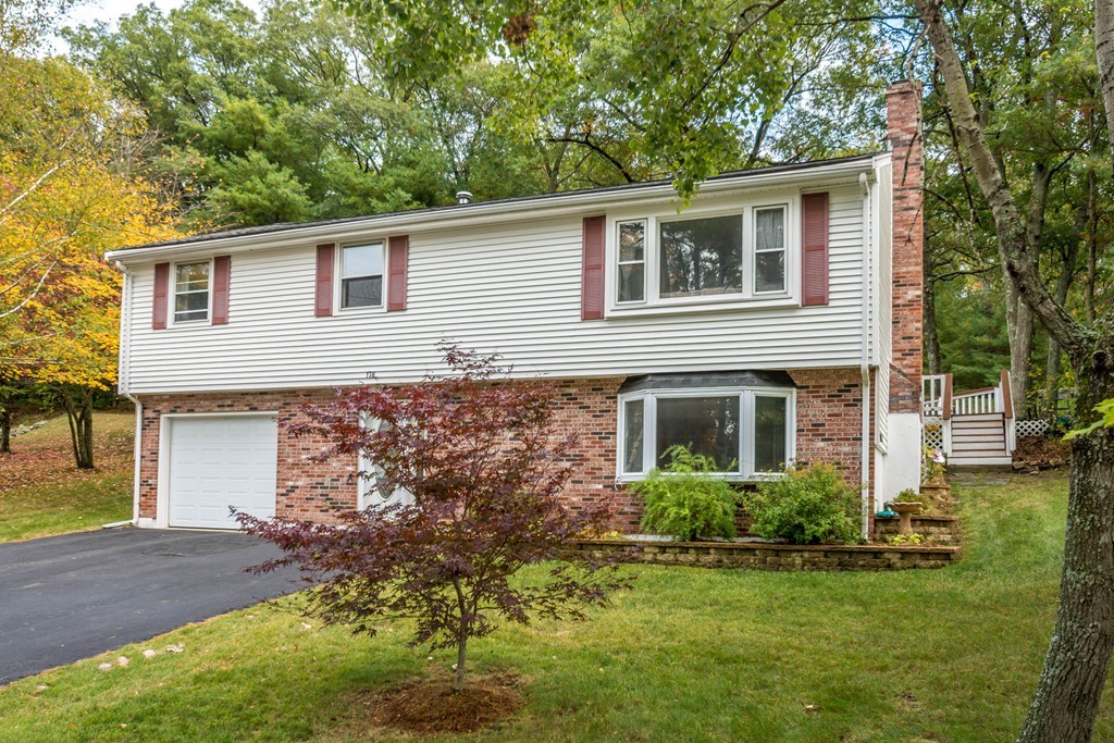 178 Fox Hill Road Burlington, MA 01803 - Photo 1 of 13 Gallery Image 1