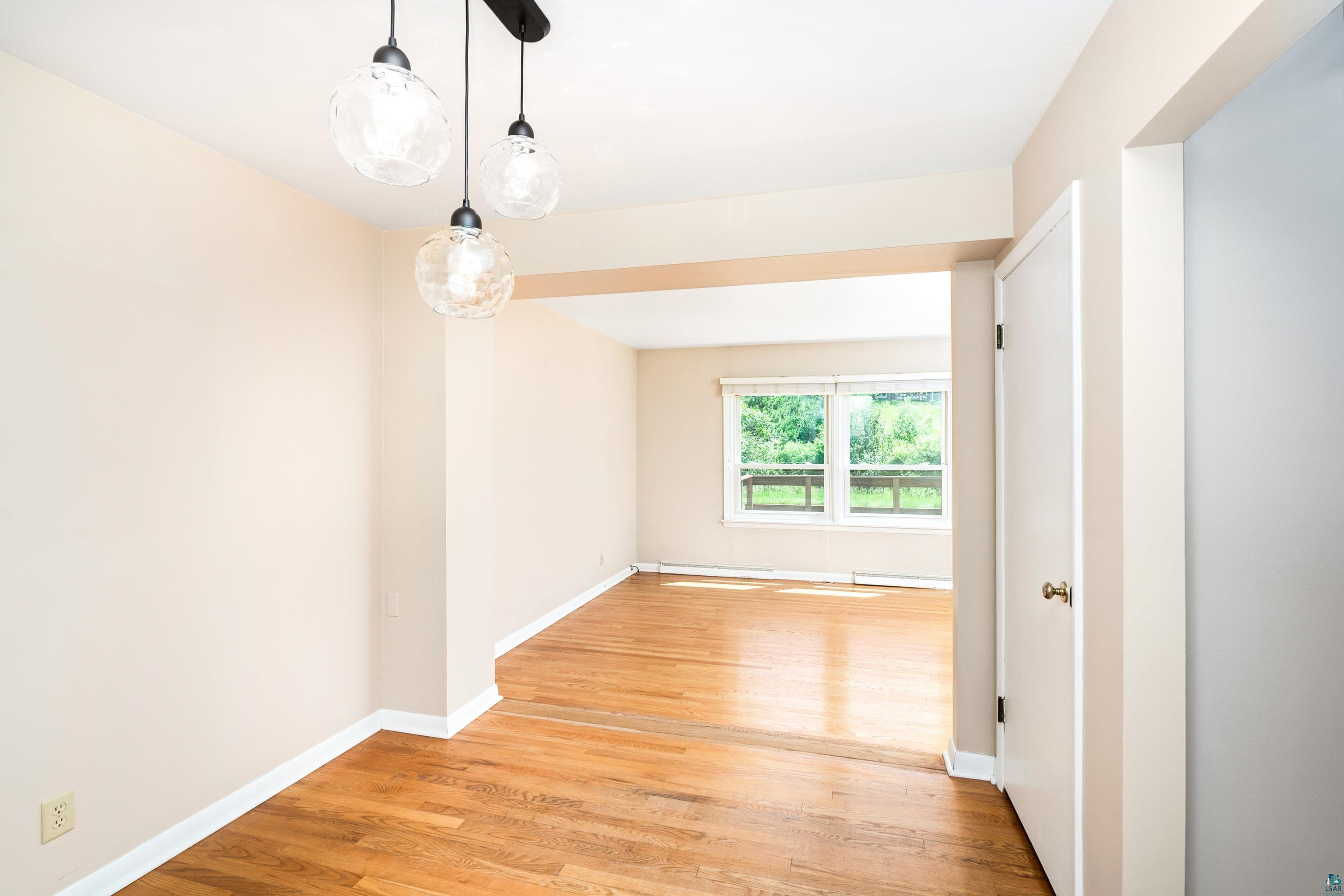 902 Madison Avenue, Unit 902 Duluth, MN 55811 - Photo 16 of 45