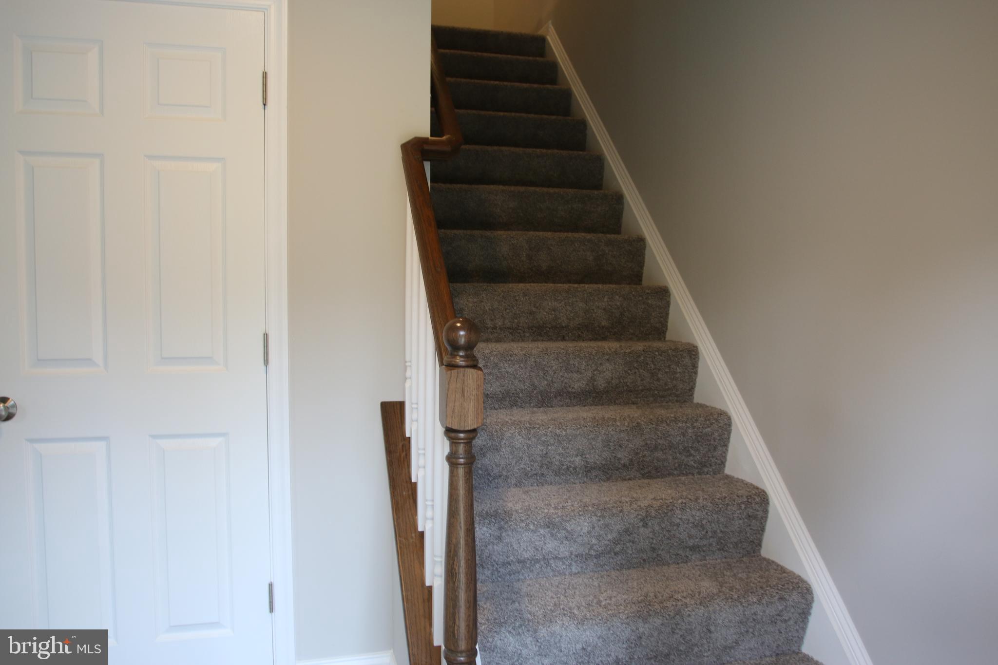 208 Lawn Road Palmyra, PA 17078 - Photo 9 of 22 Stairs 2