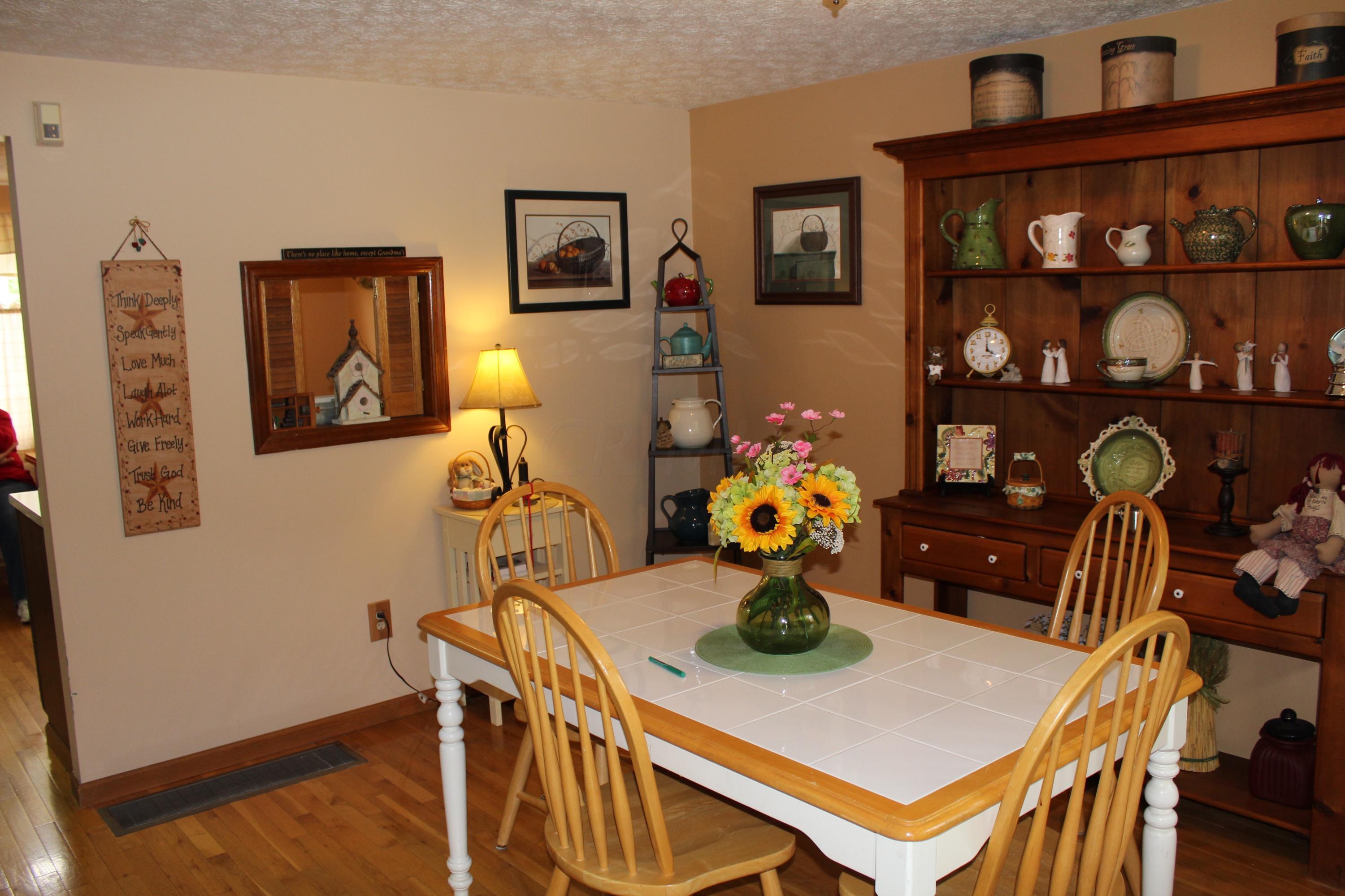 3450 Oakcrest Road Columbus, OH 43232 - Photo 13 of 19 Gallery Image 13