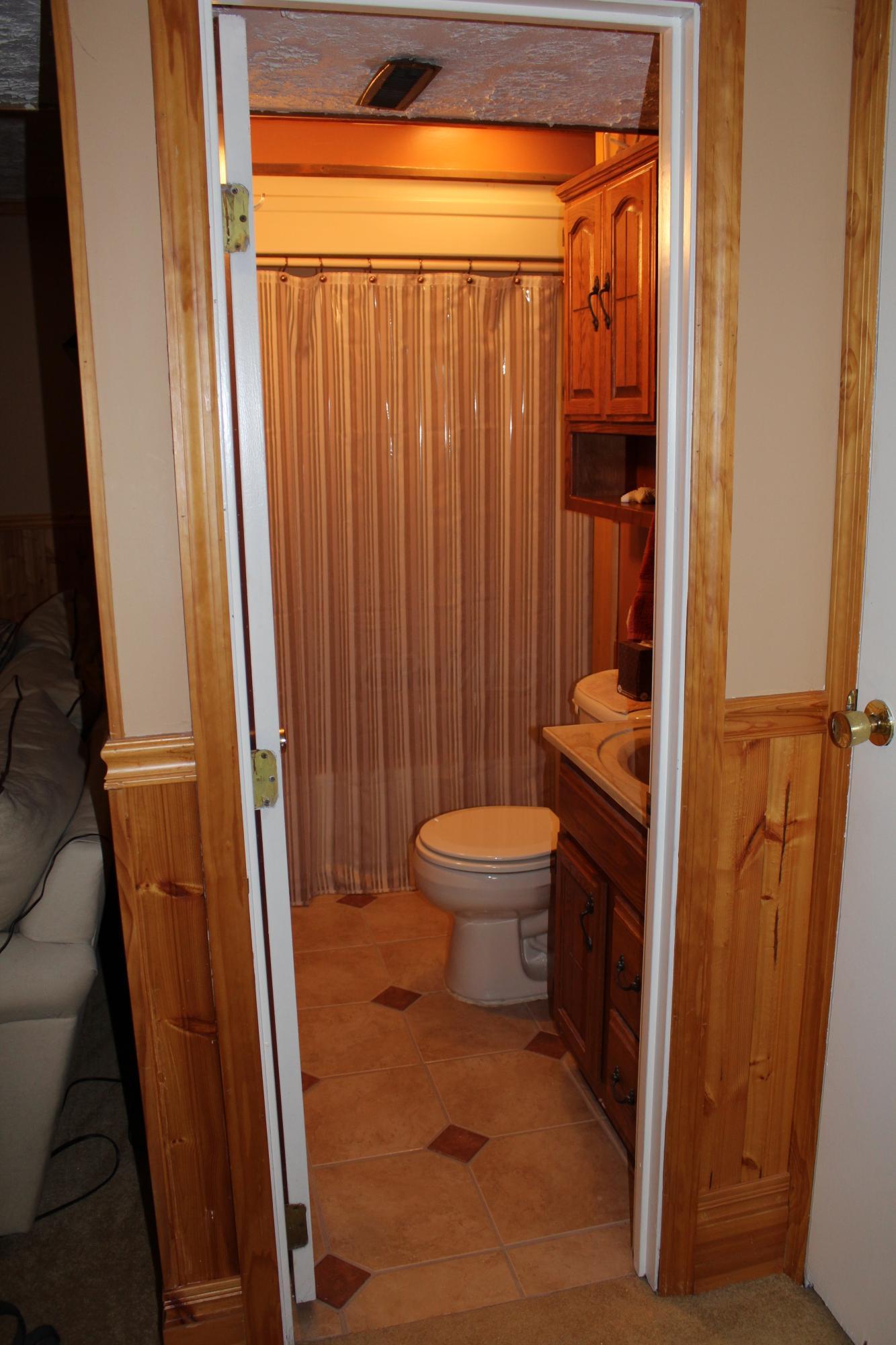 3450 Oakcrest Road Columbus, OH 43232 - Photo 14 of 19 Gallery Image 14