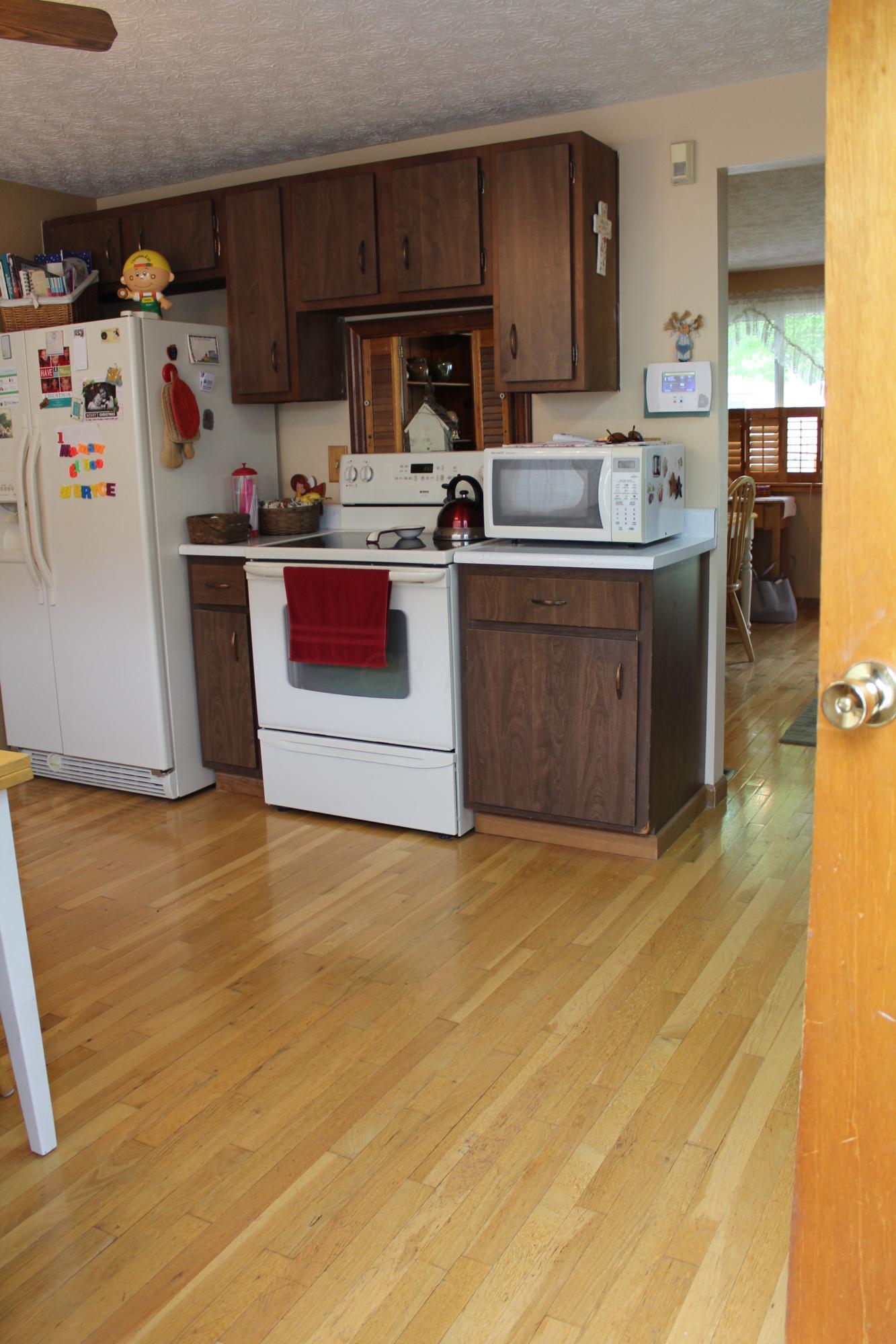 3450 Oakcrest Road Columbus, OH 43232 - Photo 8 of 19 Gallery Image 8