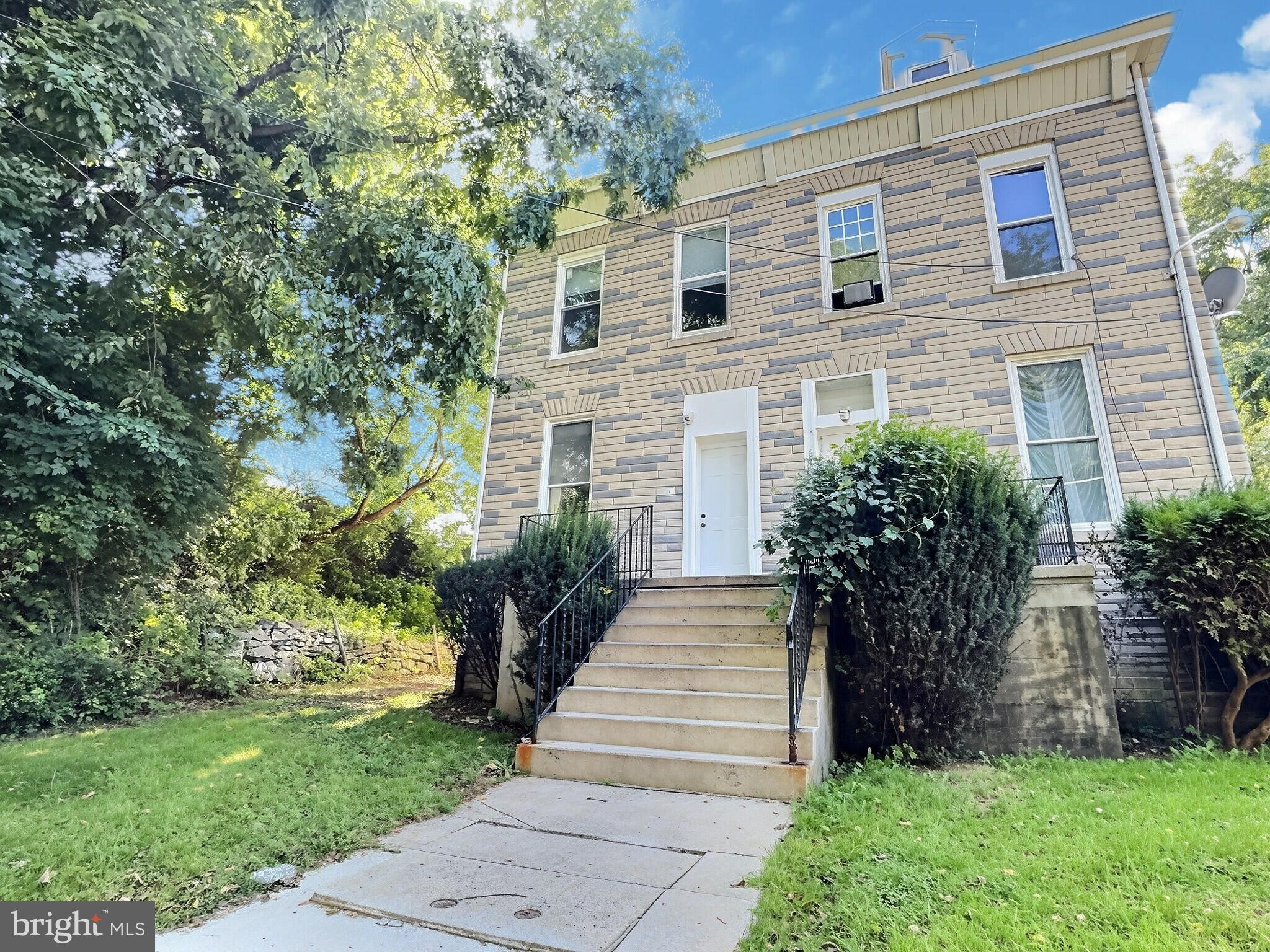 610 Old Wyomissing Road Reading, PA 19611 - Photo 3 of 37 Gallery Image 3