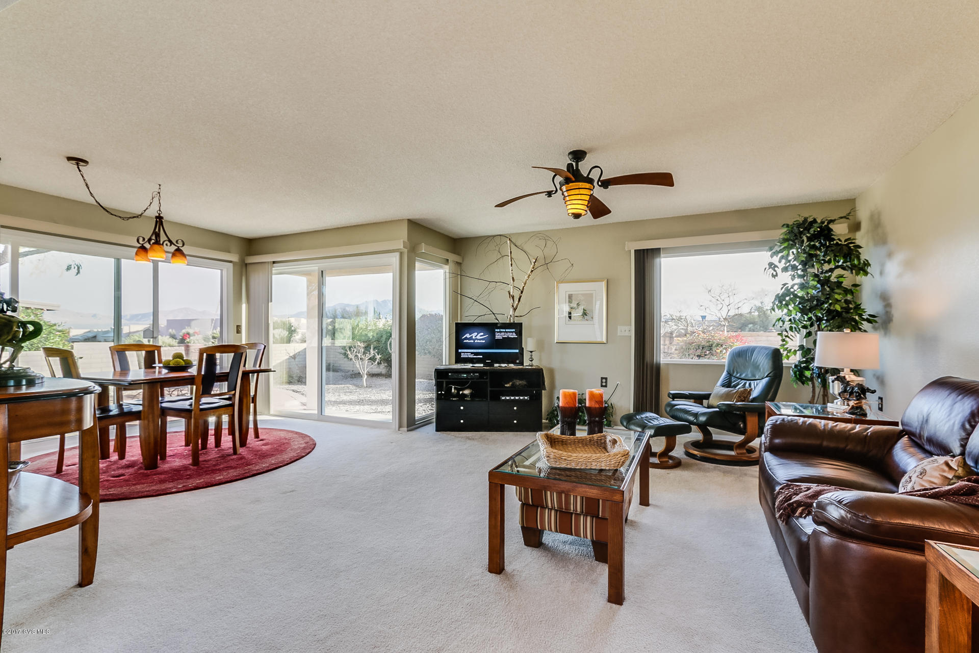 673 West Rio Moctezuma Green Valley, AZ 85614 - Photo 4 of 23 Gallery Image 4