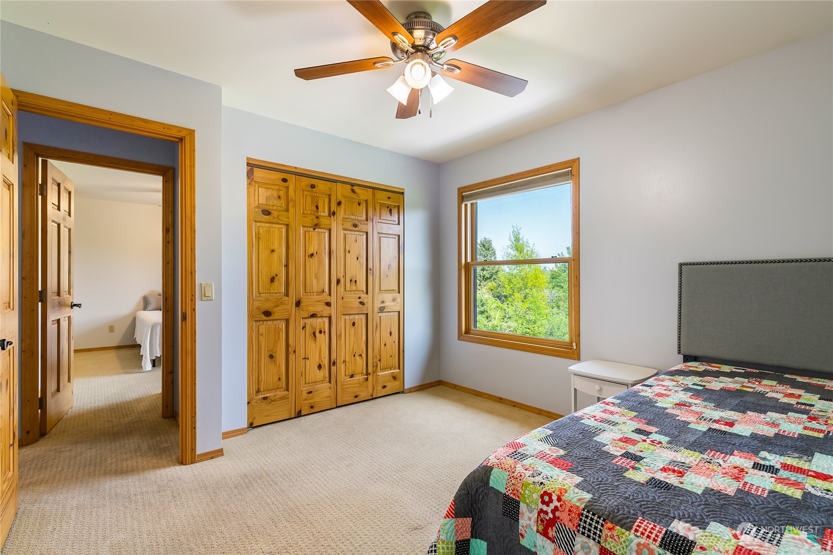 852 Lange Road Bellingham, WA 98226 - Photo 21 of 40 a bedroom with bed and window