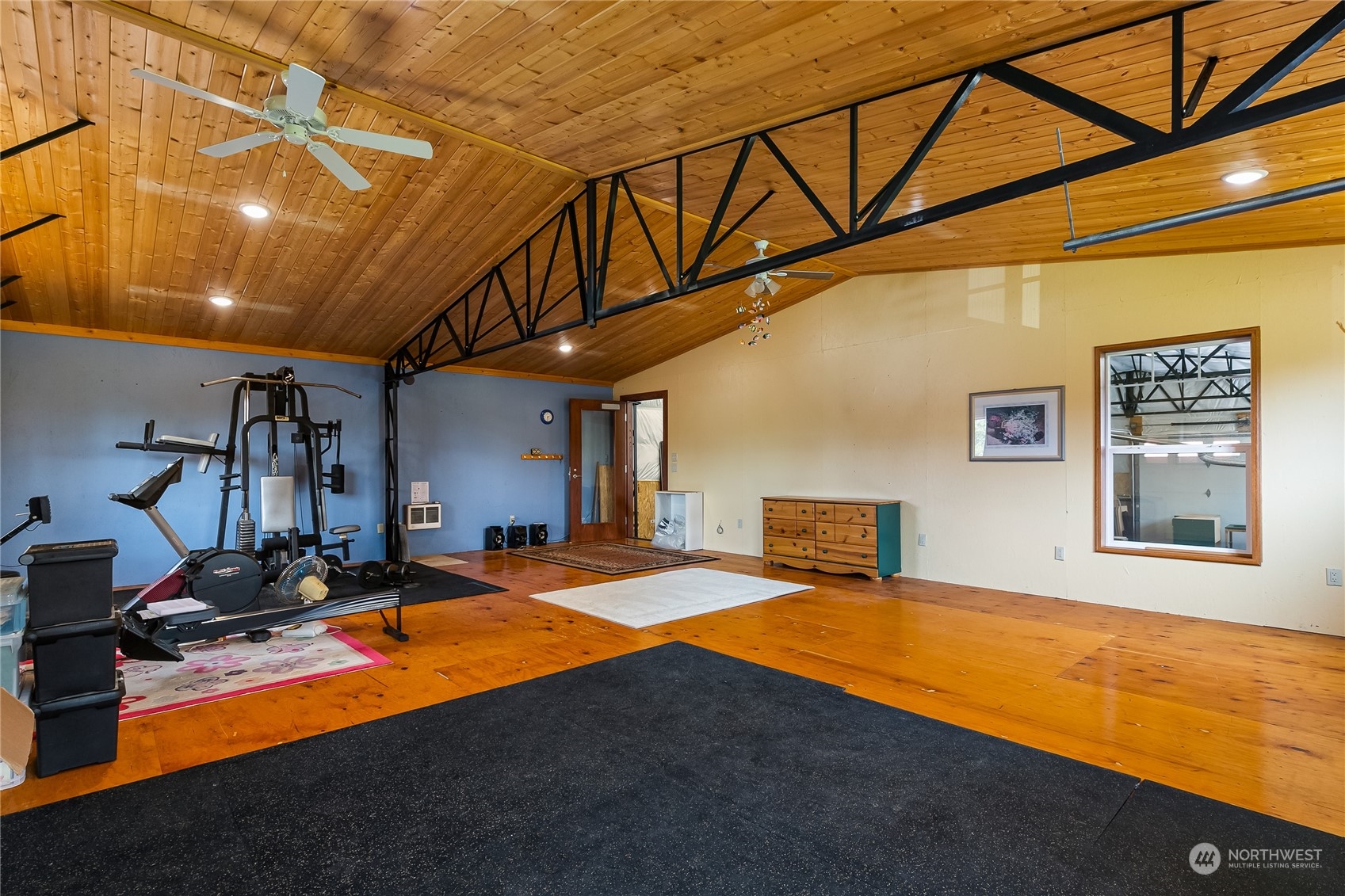 852 Lange Road Bellingham, WA 98226 - Photo 25 of 40 a view of a room with gym equipment