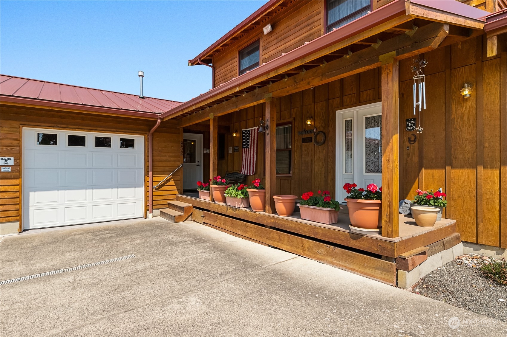 852 Lange Road Bellingham, WA 98226 - Photo 34 of 40 a view of a building with gym equipment