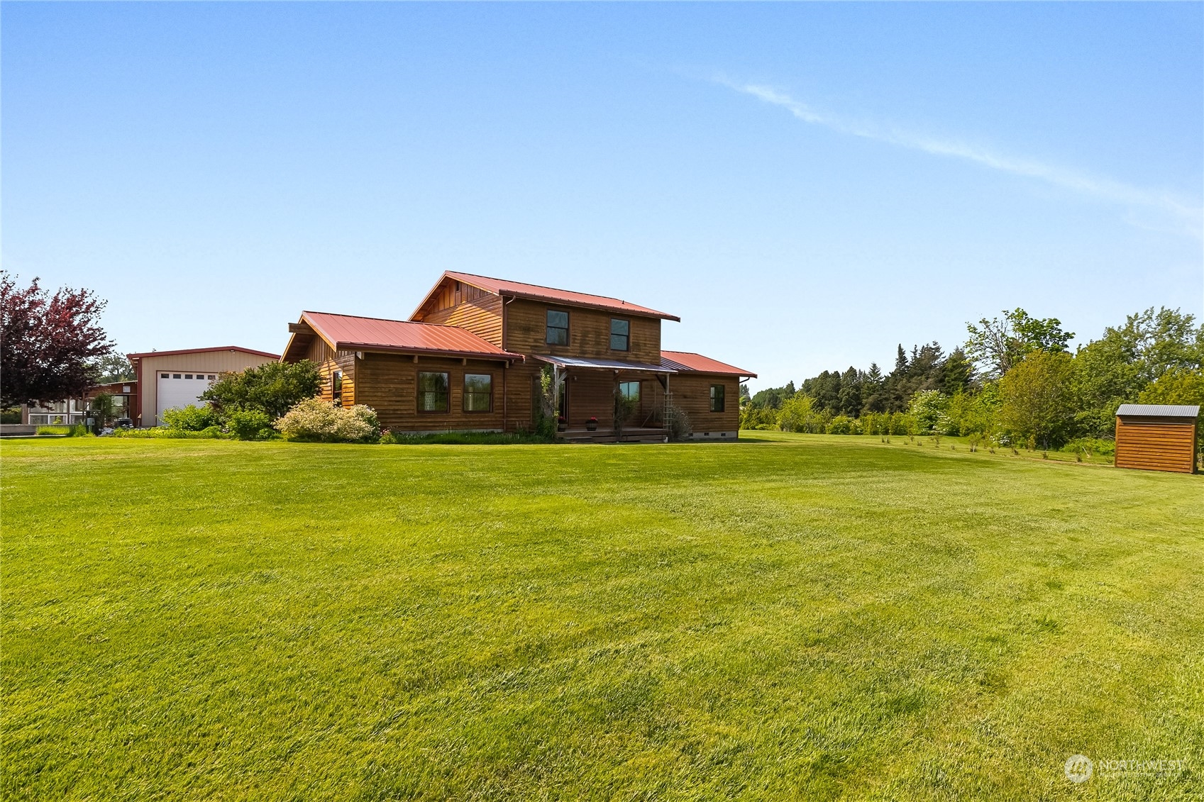 852 Lange Road Bellingham, WA 98226 - Photo 38 of 40 a front view of a house with a yard