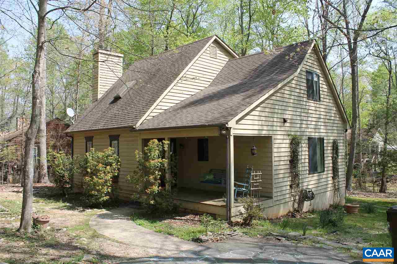 11 Dogleg Road Palmyra, VA 22963 - Photo 1 of 28 a view of a house