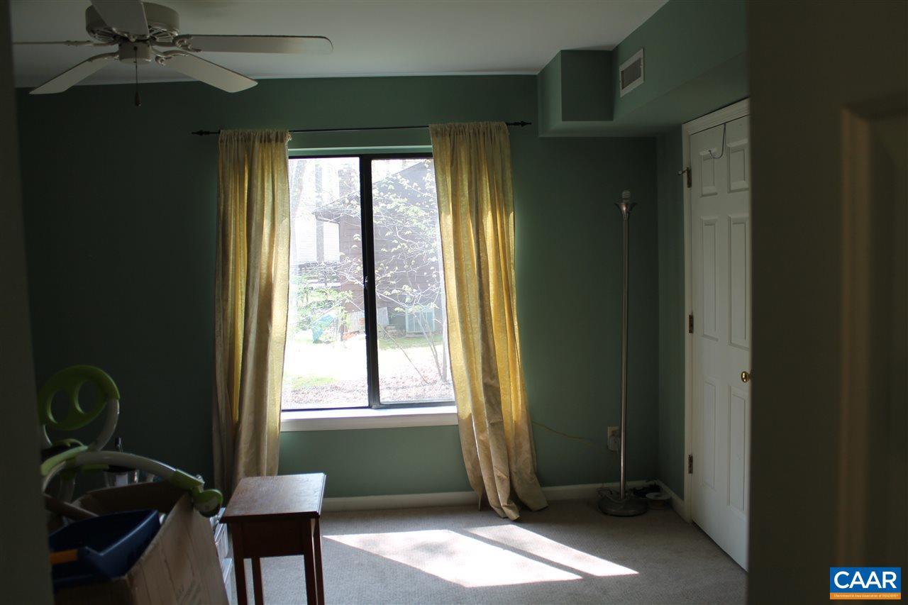 11 Dogleg Road Palmyra, VA 22963 - Photo 12 of 28 a living room with furniture and a window