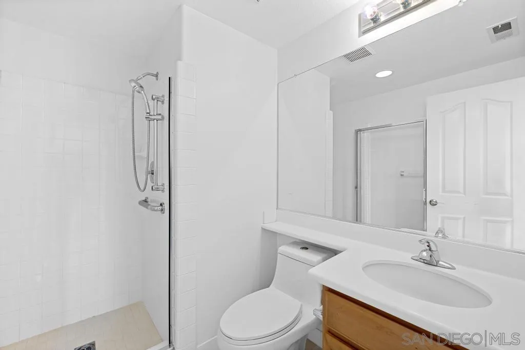 2318 Longfellow Road Carlsbad, CA 92008 - Photo 28 of 61 Gallery Image 28