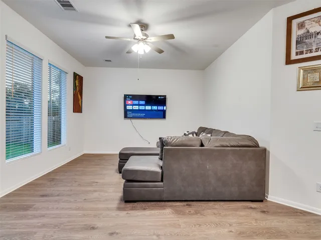 $3,100 | 414 Magnolia Lane, Richwood, TX 77531