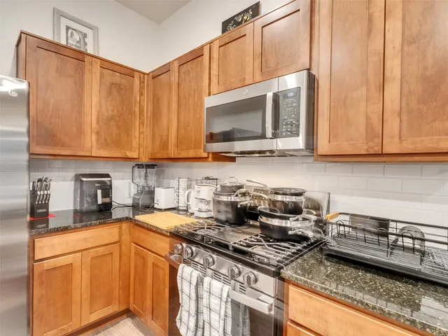 $3,100 | 414 Magnolia Lane, Richwood, TX 77531