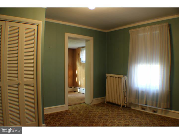 2409 Spring Street Reading, PA 19609 - Photo 9 of 12 Gallery Image 9