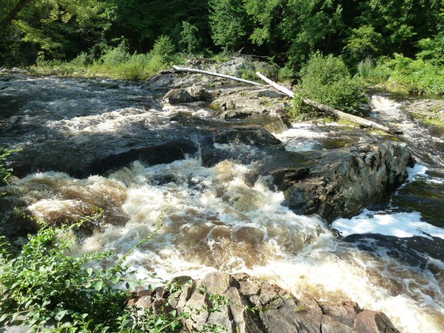 6 Mill Falls Road Pembroke, NH 03275 - Photo 17 of 26 Gallery Image 17