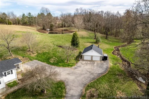 $409,900 | 190 Georgetown-Lanesville Road, Georgetown, IN 47122