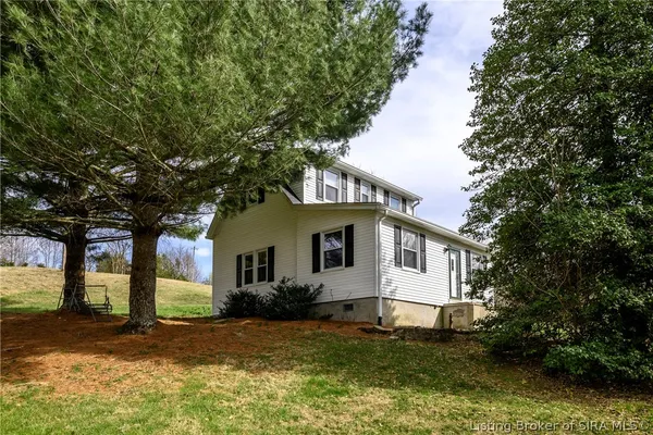 $409,900 | 190 Georgetown-Lanesville Road, Georgetown, IN 47122