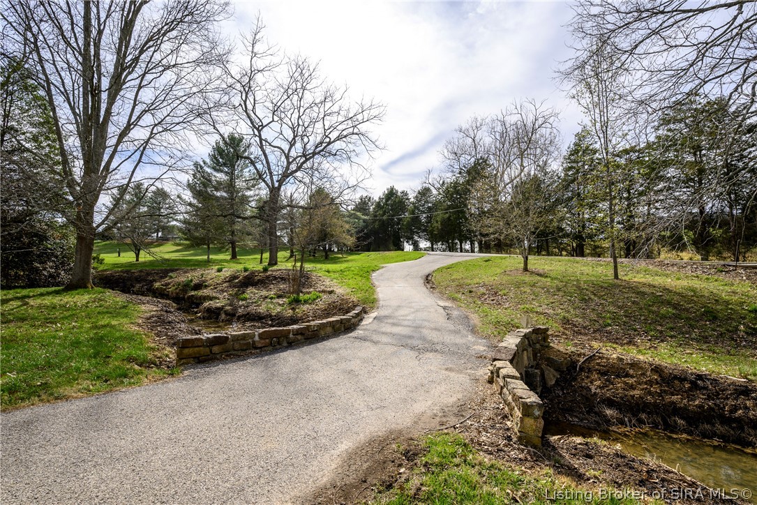190 Georgetown-Lanesville Road Georgetown, IN 47122 - Photo 10 of 39