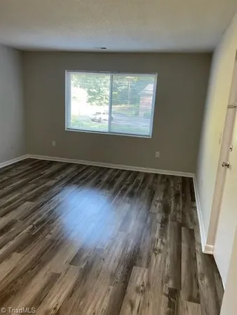 $895 | 1100 Crescent Drive, Unit 13, Reidsville, NC 27320